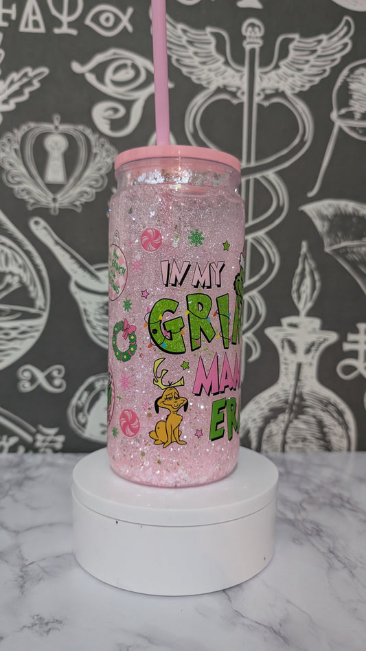 Pink Grinch mama era